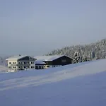Berghof Voeglerbrand Андельсбух